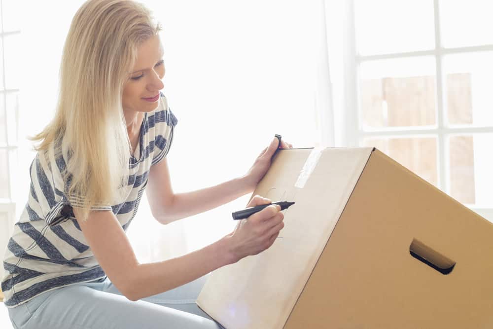 girl packing stuff